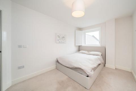2 bedroom flat to rent, Swan Street, Old Isleworth TW7