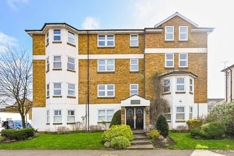 Portsmouth Road, Surbiton, KT6