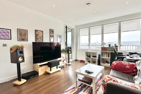 1 bedroom apartment for sale, Baillie Apartments, Lock Side Way, London E16