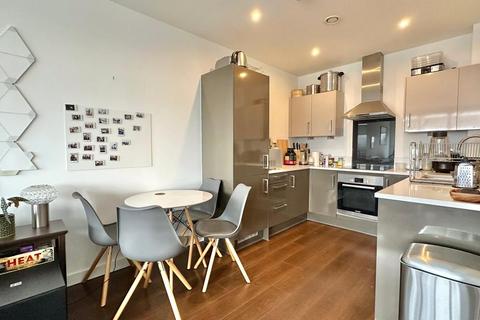 1 bedroom apartment for sale, Baillie Apartments, London E16