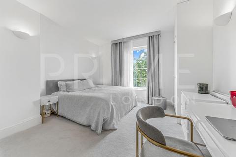 3 bedroom apartment for sale, Carlyle Court, Chelsea Harbour SW10