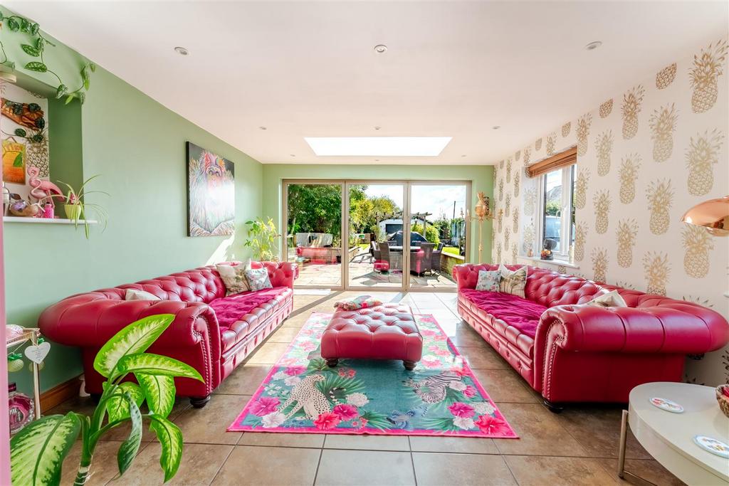 6 - garden room.jpg