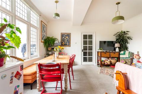 2 bedroom apartment for sale, Wellington Road, Brighton BN2