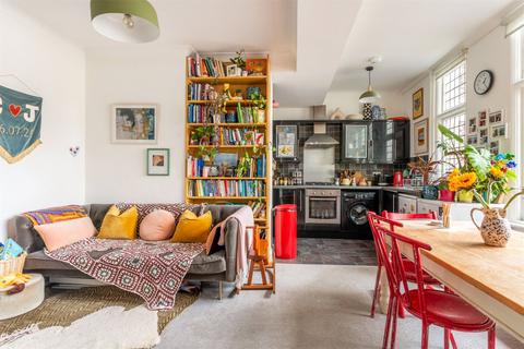 2 bedroom apartment for sale, Wellington Road, Brighton BN2