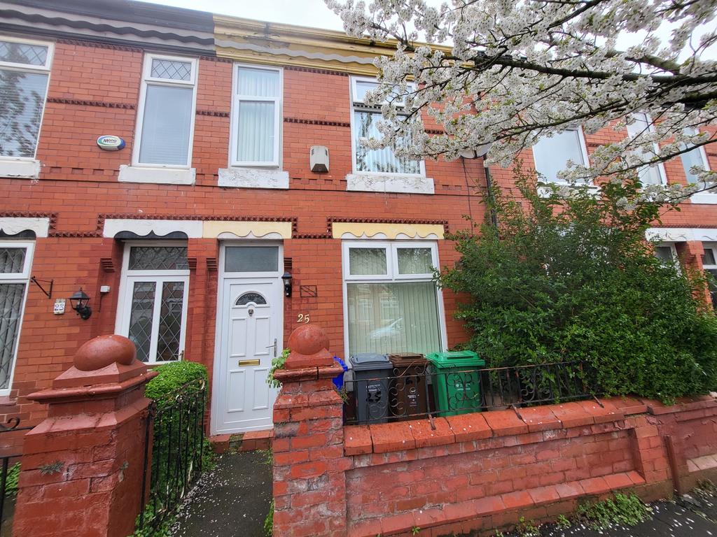 25 Dalton Avenue