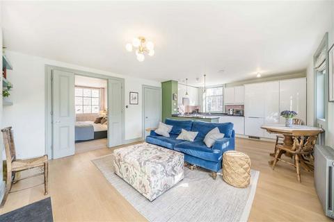 1 bedroom flat for sale, Trinity Church Square, London SE1