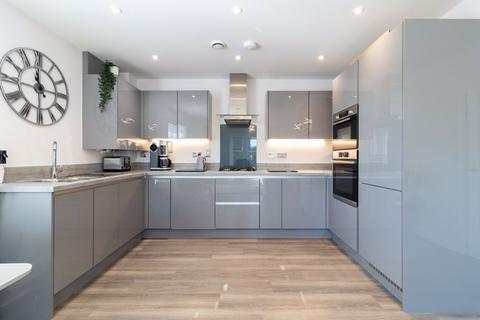 2 bedroom apartment for sale, William Way, Godstone