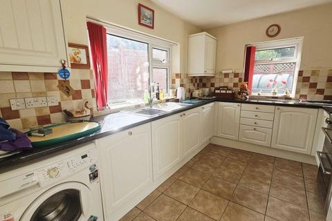 2 bedroom detached bungalow for sale, Hereford HR2