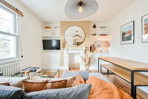 18b Milton Road, London, W3 6QA