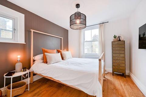18b Milton Road, London, W3 6QA