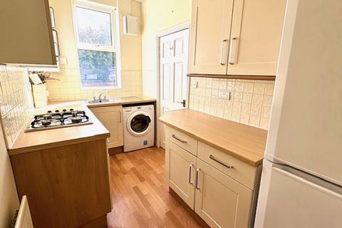 19 Barnbrough Street, Leeds, LS4 2QY