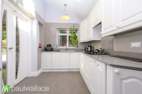 4 bedroom detached house for sale, North Street, Nazeing
