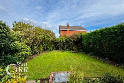 3 bedroom detached house for sale, Loxley Road, Four Oaks, Sutton Coldfield, B75 5NX