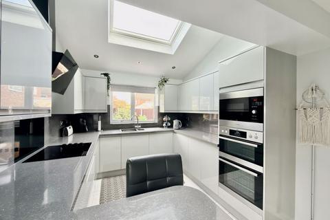 29 Barford Close, Sutton Coldfield, B76 2UL