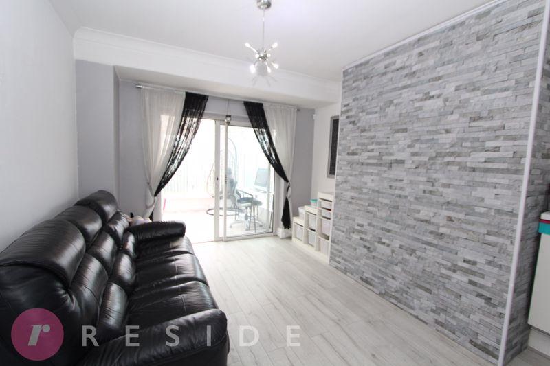 Second Lounge