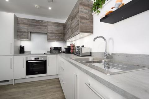 1 bedroom flat for sale, Mole Road, Walton-On-Thames