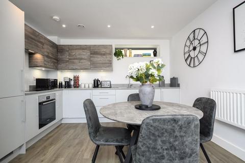 1 bedroom flat for sale, Mole Road, Walton-On-Thames