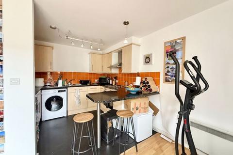 1 bedroom apartment to rent, Hendre Road, SE1