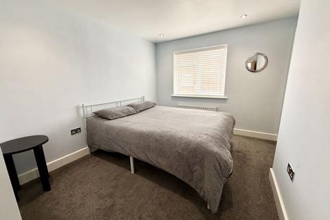 2 bedroom coach house for sale, Renner Croft, Dunstable