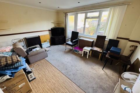 undefined, Union Road, Northolt