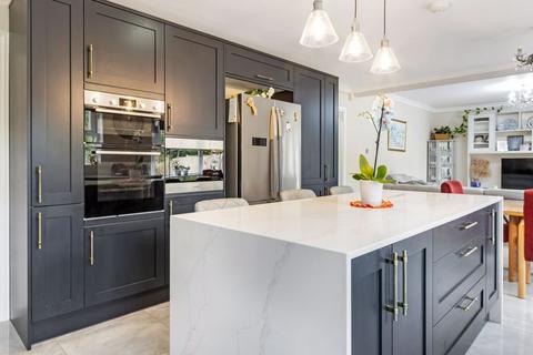 5 bedroom detached house for sale, Poppy Walk, Goffs Oak EN7
