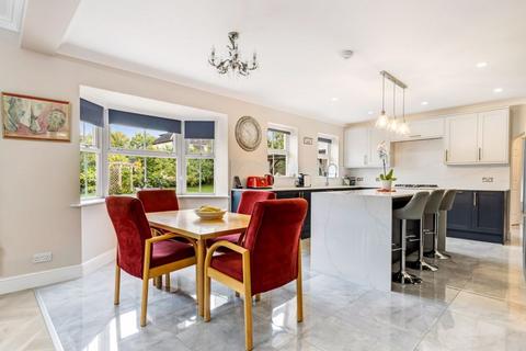 5 bedroom detached house for sale, Poppy Walk, Goffs Oak EN7