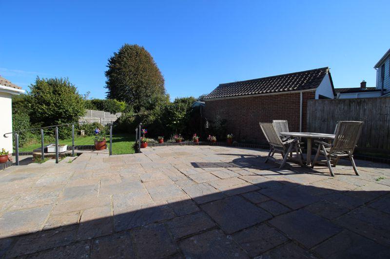 Patio & Garden