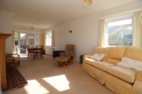 2 bedroom detached bungalow for sale, Bitterne Way, Lymington SO41