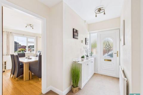 3 bedroom semi-detached house for sale, Buckstones Road, Oldham OL2