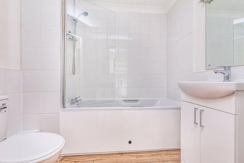 1 bedroom retirement property for sale, Queens Crescent, Southsea