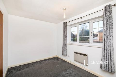 2 bedroom house to rent, Saffron Drive, Oakwood, Derby, DE21