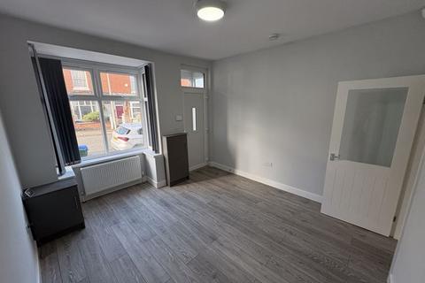 3 bedroom terraced house for sale, Rawlings Road, Smethwick, Birmingham, B67