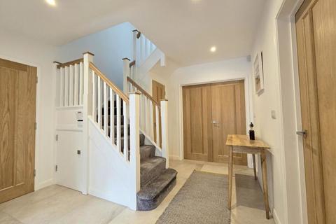 undefined, Hillview Road, Hatch End