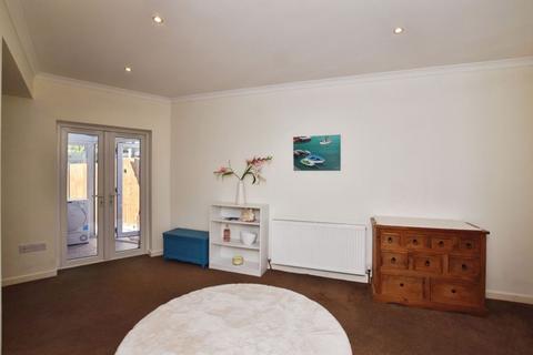 undefined, Melvin Close, Laverstock                        *VIDEO TOUR*