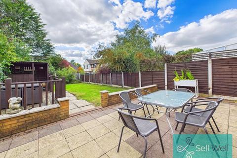 4 bedroom semi-detached house for sale, Abbeydale Gardens, Manchester M28