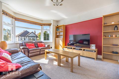 2 bedroom flat for sale, Strouden Avenue, Bournemouth, BH8 9HT
