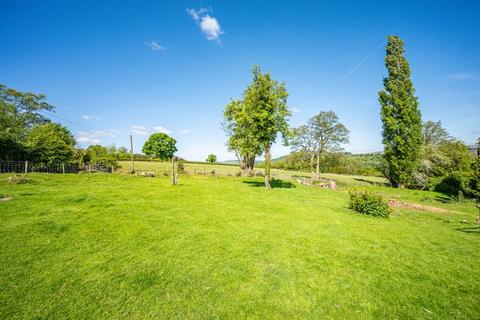 undefined, Crickhowell NP8