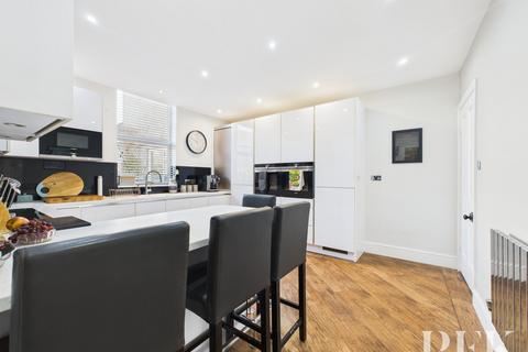 5 The Crescent, Seascale, CA20 1QA