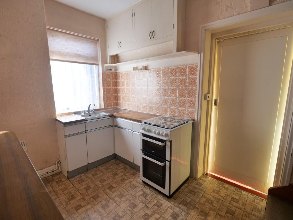 Kitchen Dual Aspect
