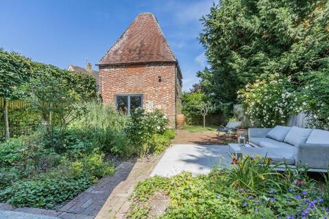 undefined, Bodiam Road, Sandhurst, Kent, TN18 5JY