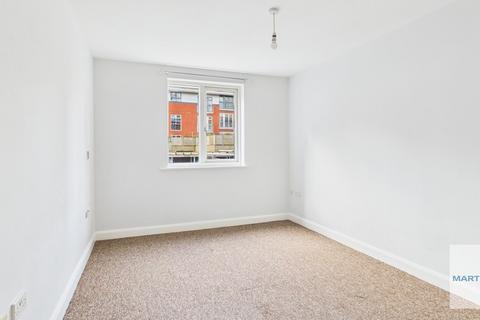 2 bedroom apartment to rent, Saturday Bridge, Gas Street