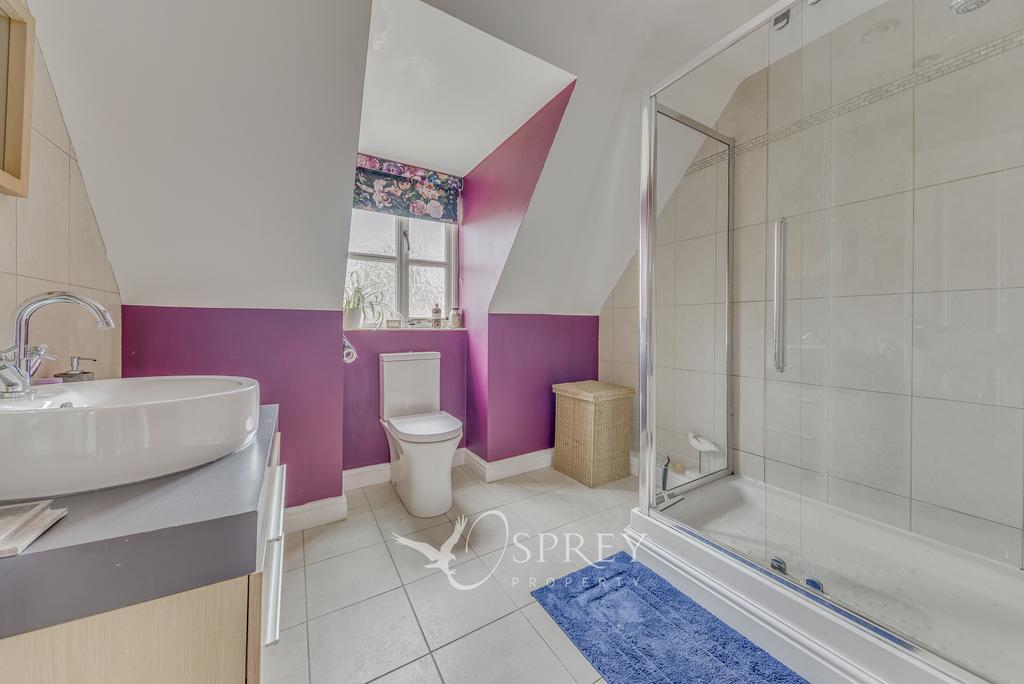 En-suite to Bedroom