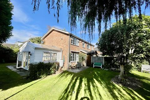 undefined, Bell Lane, Moulton