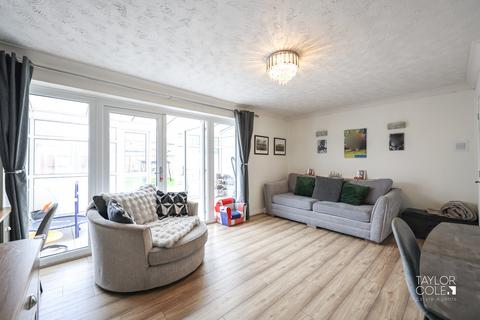 3 bedroom semi-detached house for sale, Reindeer Road, Fazeley