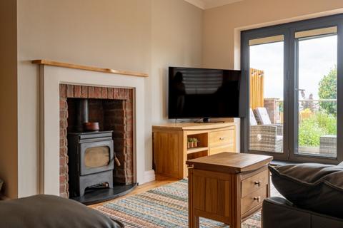 undefined, Heol Uchaf, Cardiff CF14