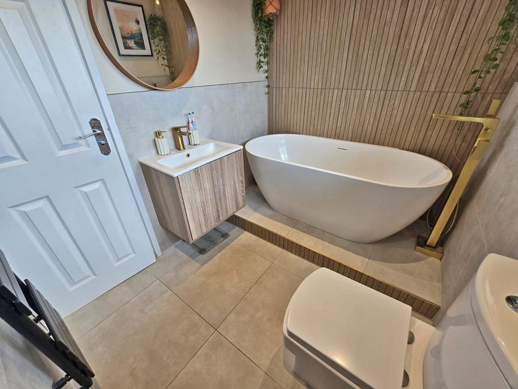 Bathroom (2)