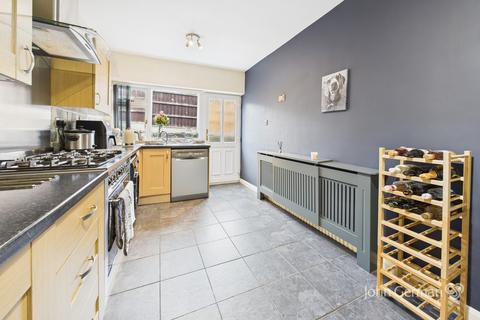 33 Balance Hill, Uttoxeter, ST14 8BS