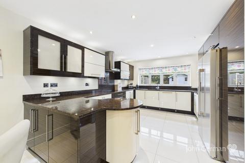 5 bedroom detached house for sale, Clayton Drive, Lichfield