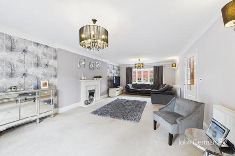 5 bedroom detached house for sale, Clayton Drive, Lichfield