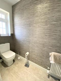 undefined, Elmshott Lane, Cippenham, Slough